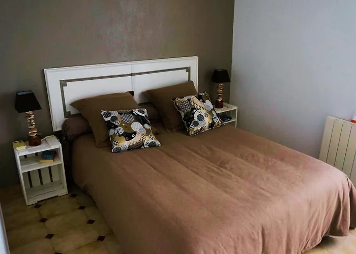 Des A 6 A St Hilaire Nyaraló *